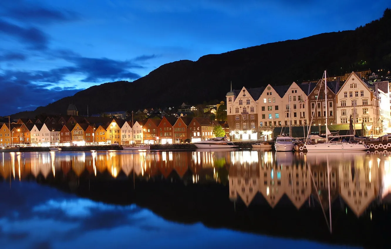 Photo wallpaper night, lights, reflection, home, yachts, Norway, Bergen, the surface of the water