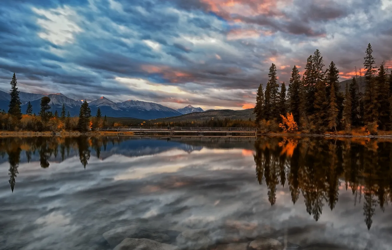 Photo wallpaper mountains, lake, reflection, Canada, Alberta, Canada, Jasper National Park, Pyramid Lake