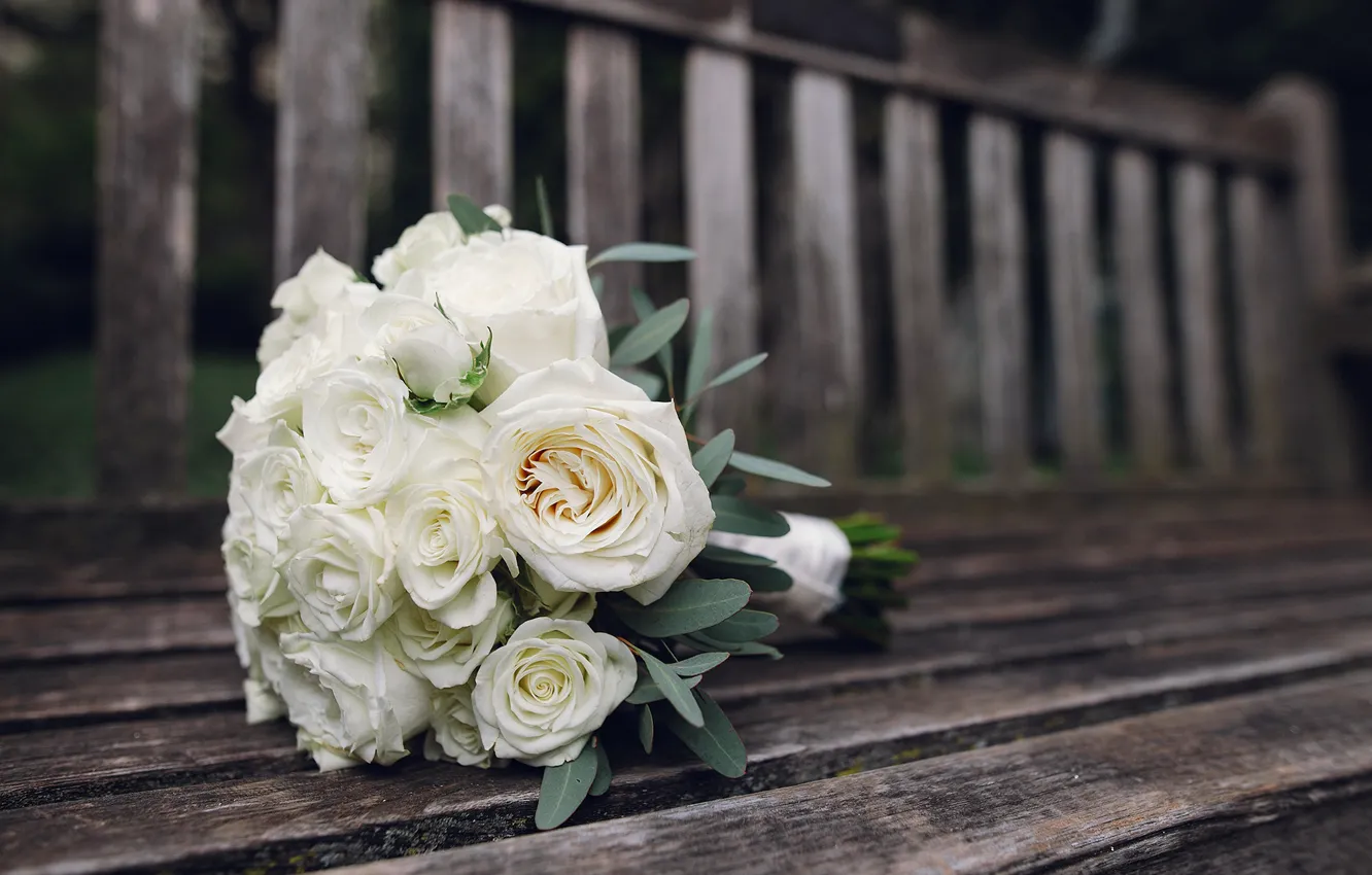 Photo wallpaper bench, roses, bouquet, wedding