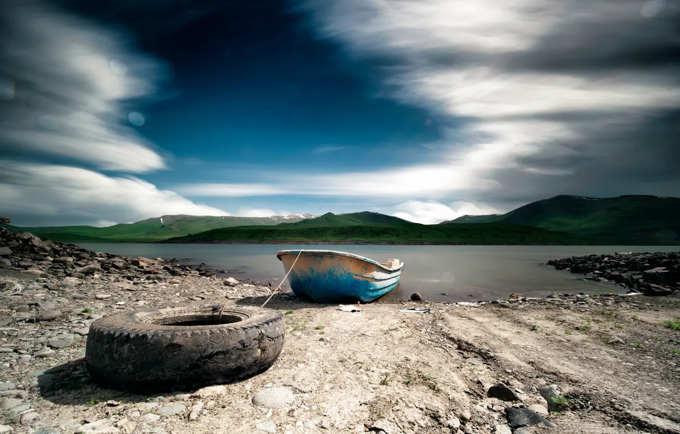 Photo wallpaper mountains, lake, boat, tires