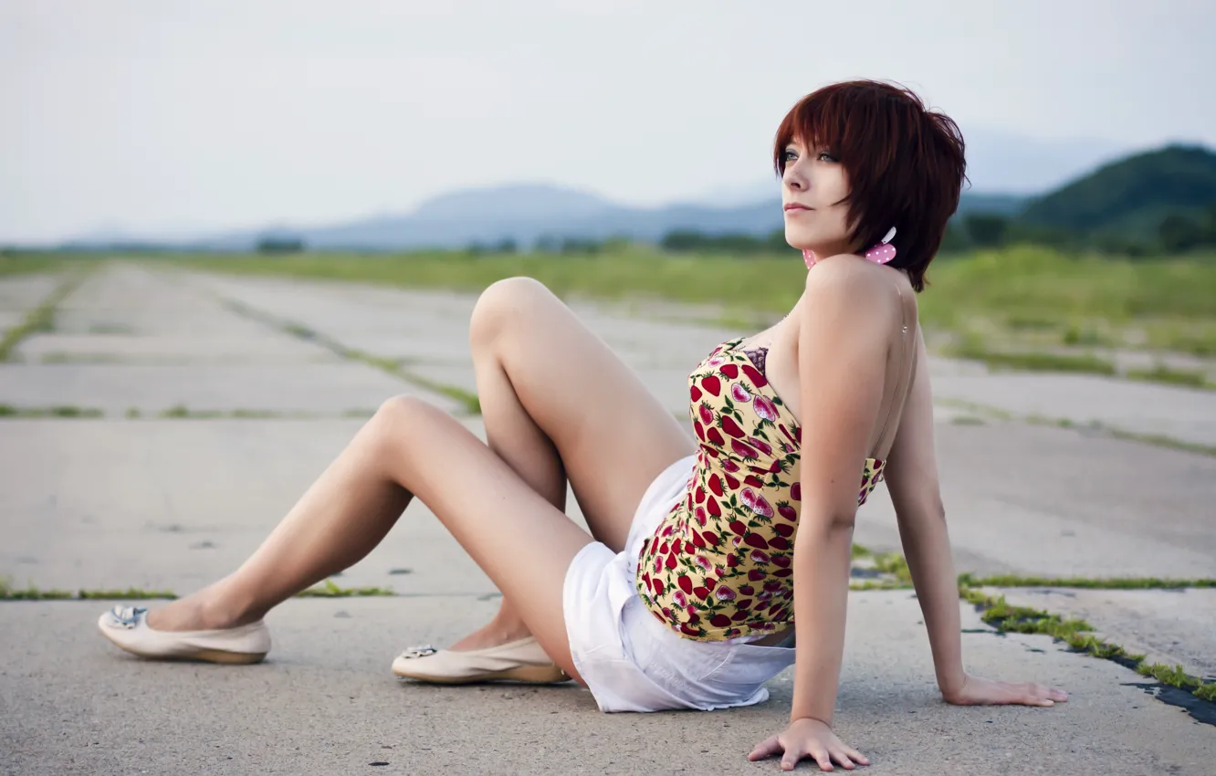 Photo wallpaper look, girl, Veronica, brunette, plate, legs, sitting, ballet flats