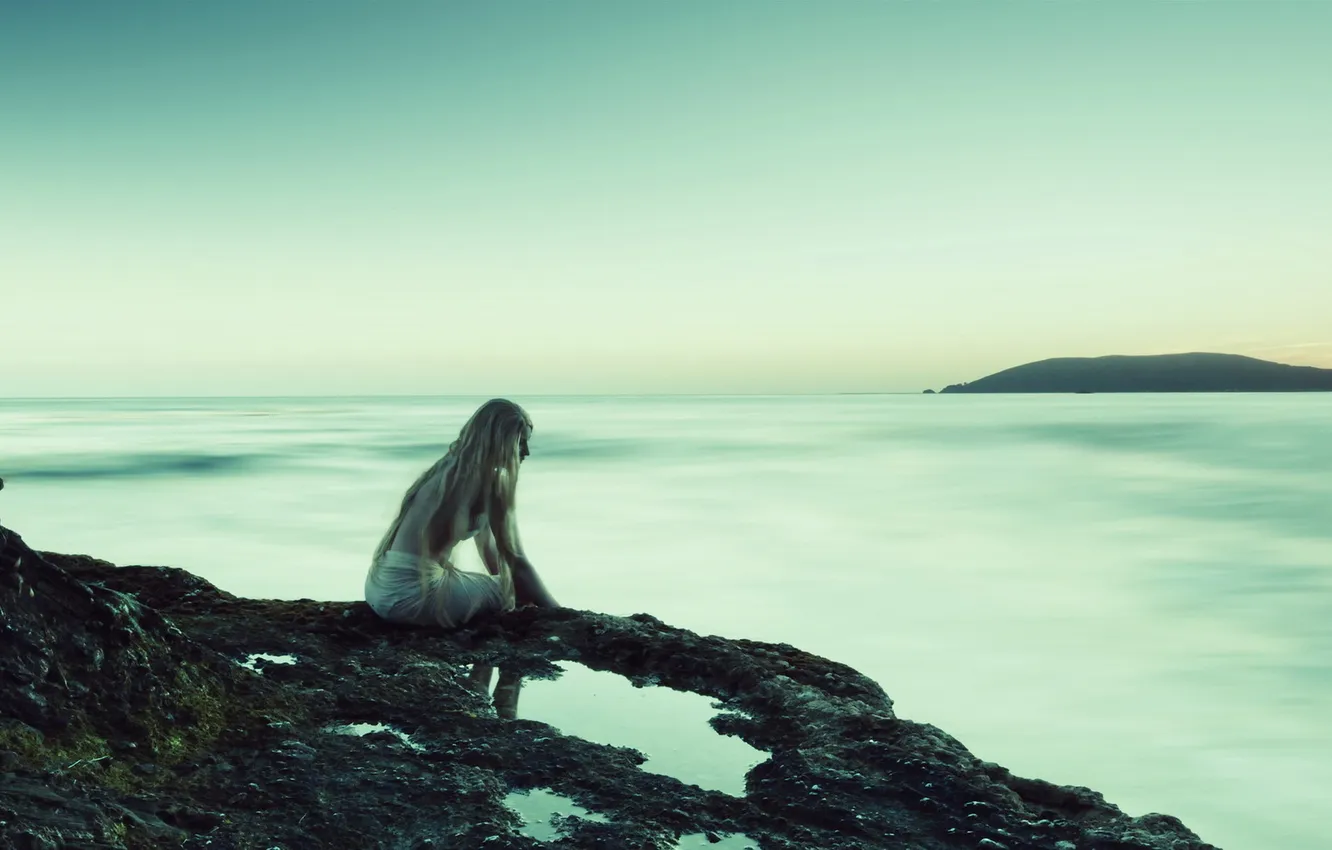 Photo wallpaper sea, girl, mood