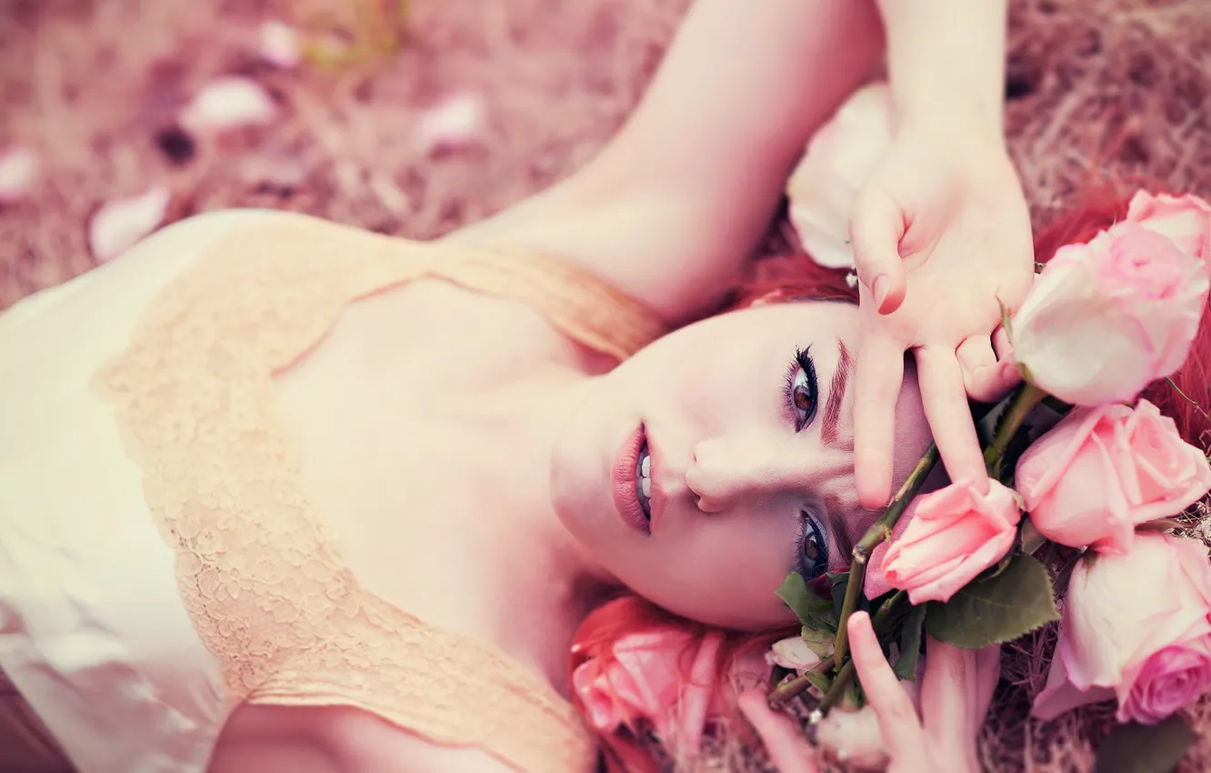Photo wallpaper girl, flowers, roses