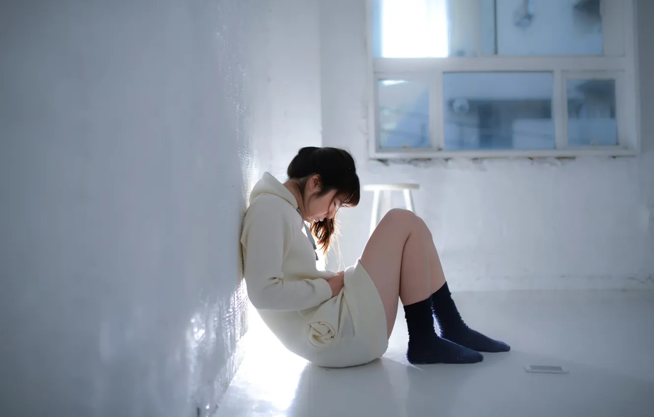 Photo wallpaper girl, one, the white room, In a white room