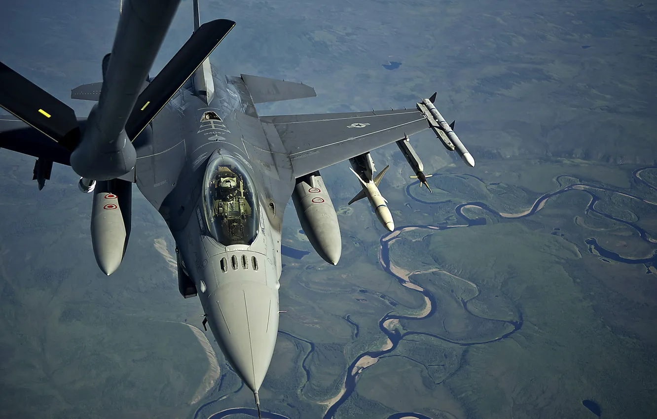 Photo wallpaper fighter, flight, F-16, Fighting Falcon, multipurpose, refueling, "Fighting Falcon"