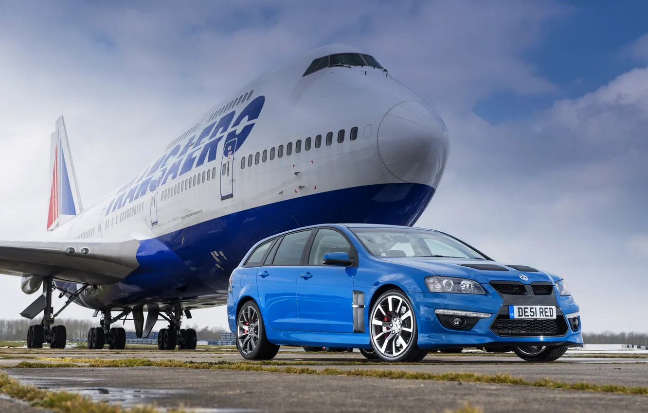 Photo wallpaper Blue, The plane, Machine, Boeing, Vauxhall, VXR8, 747, Universal