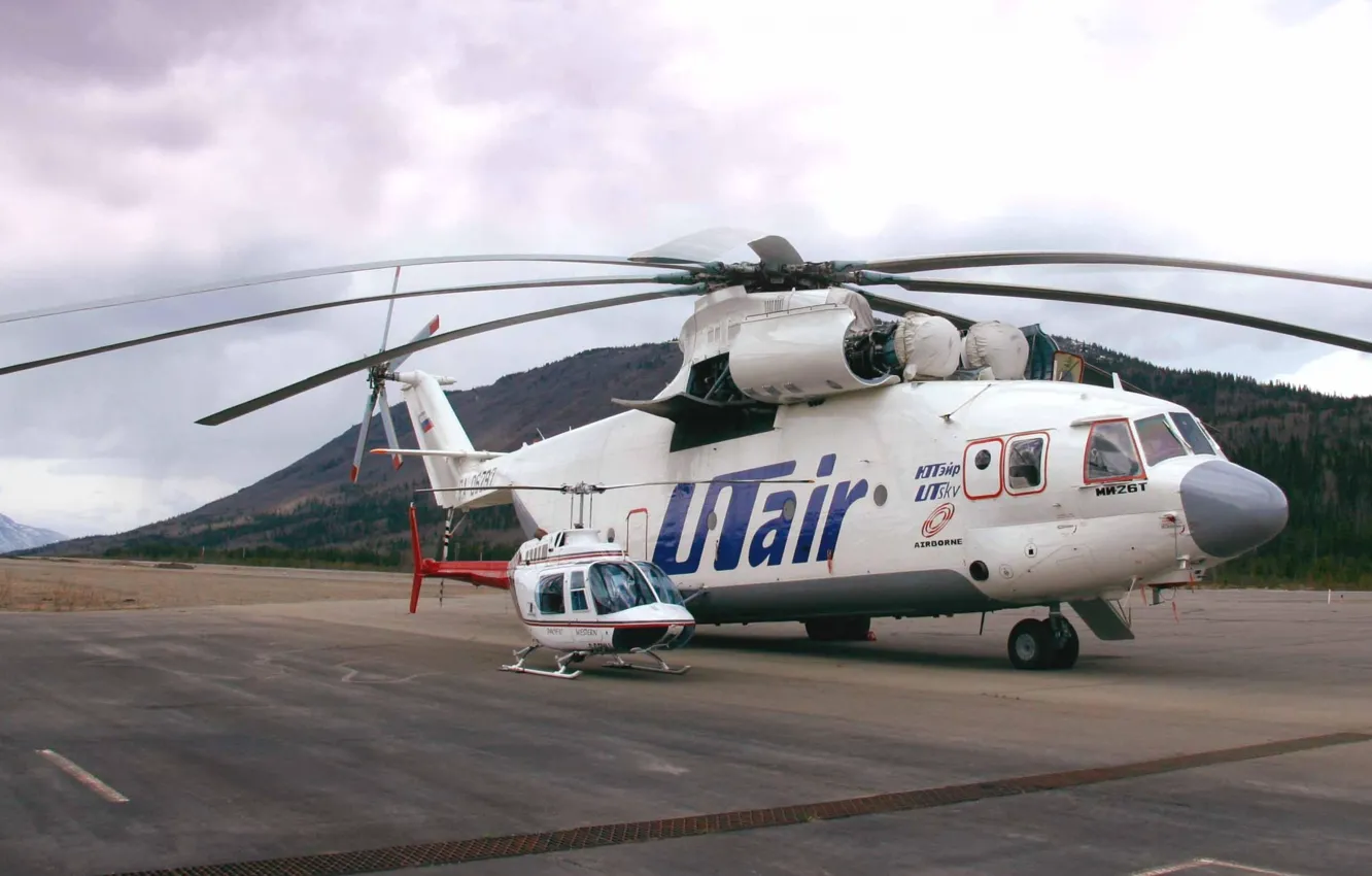 Photo wallpaper helicopter, multipurpose, heavy, Mi-26, transport