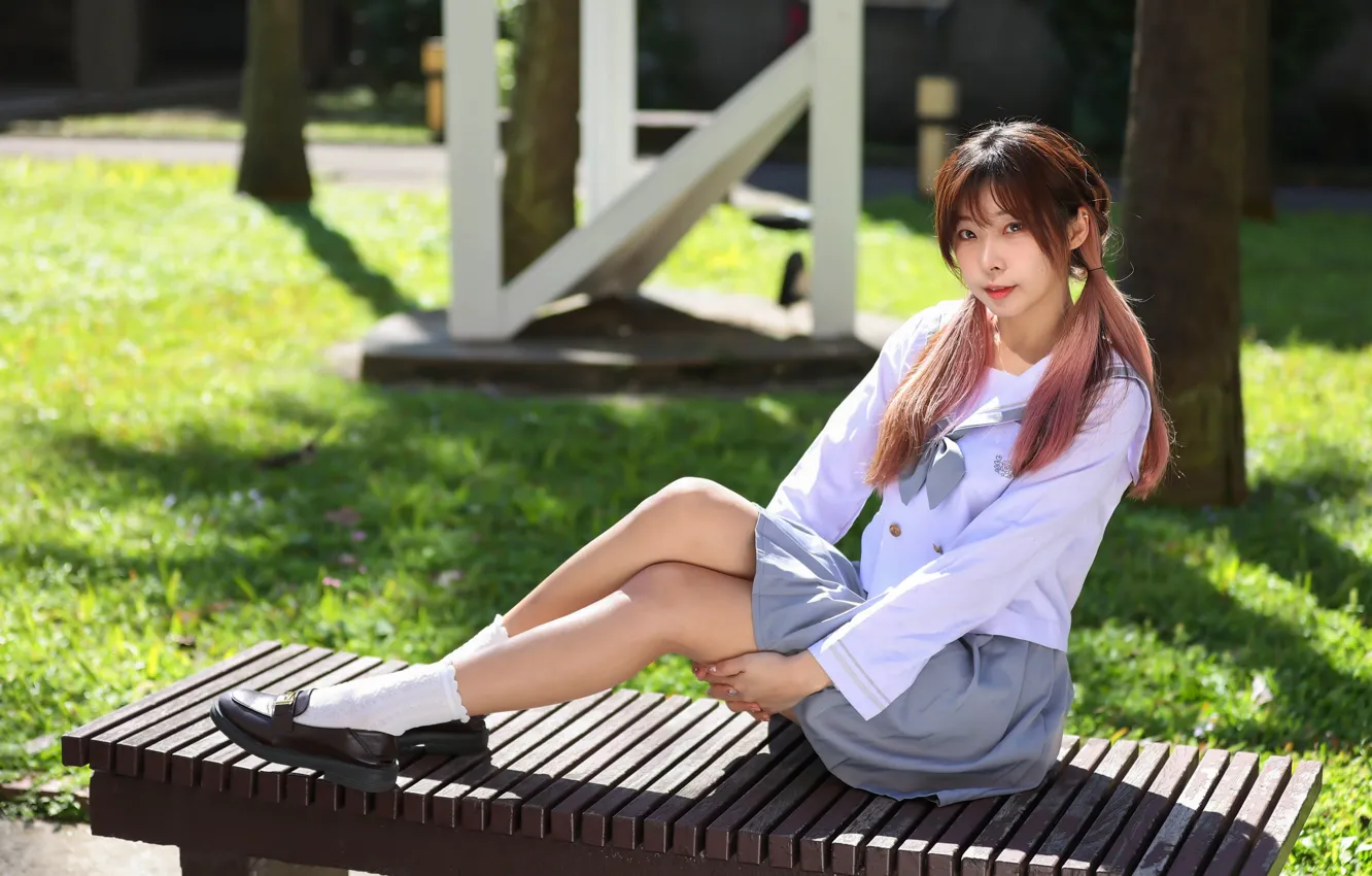 Photo wallpaper look, the sun, trees, pose, lawn, model, skirt, portrait