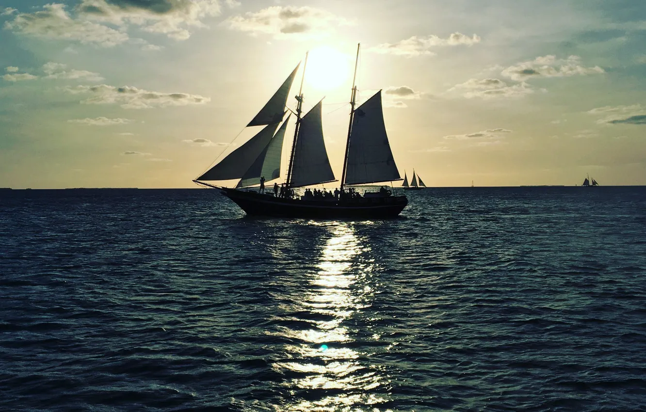 Photo wallpaper sea, sunset, reflection, ships, the evening, sailboats