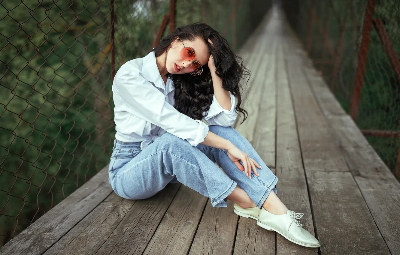 Photo wallpaper girl, nature, model, women, jeans, brunette, sitting, white shirt