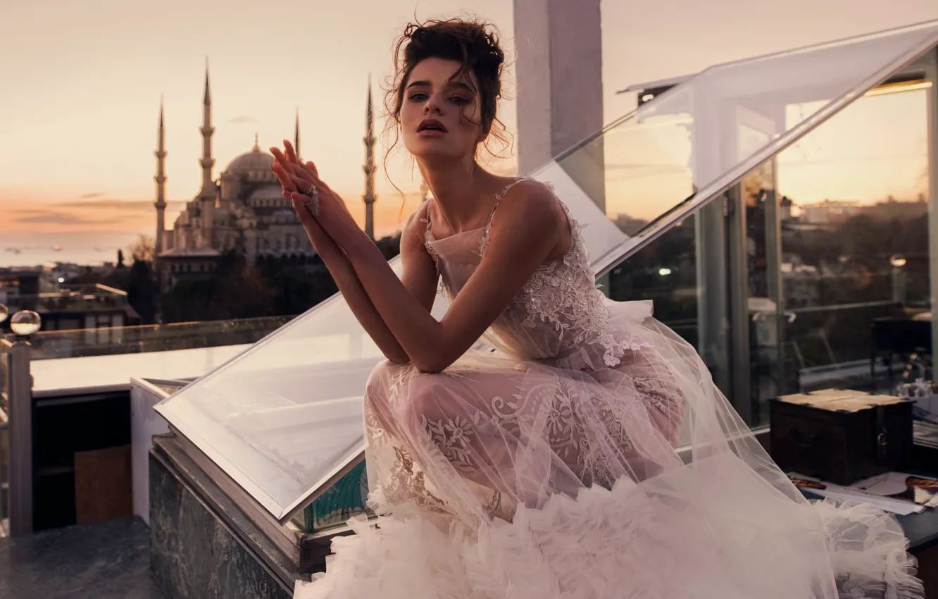 Photo wallpaper model, dress, the bride, Istanbul