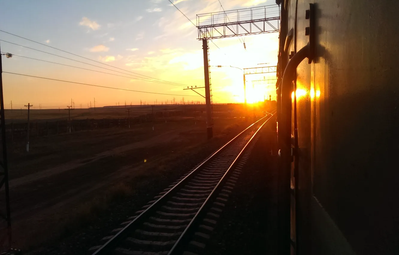 Photo wallpaper sunset, train, station
