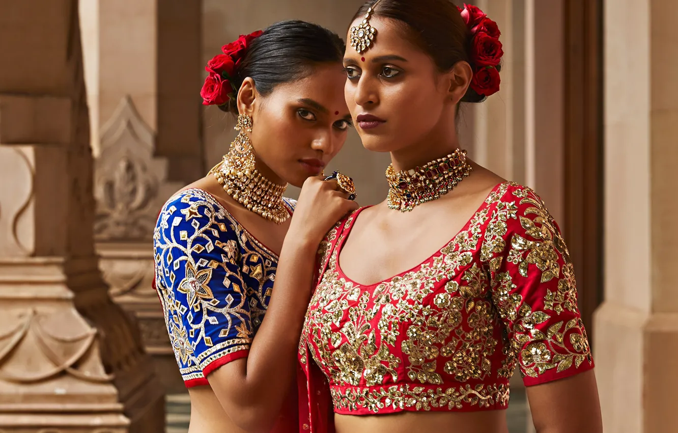 Photo wallpaper girl, fashion, eyes, smile, beautiful, figure, model, pretty