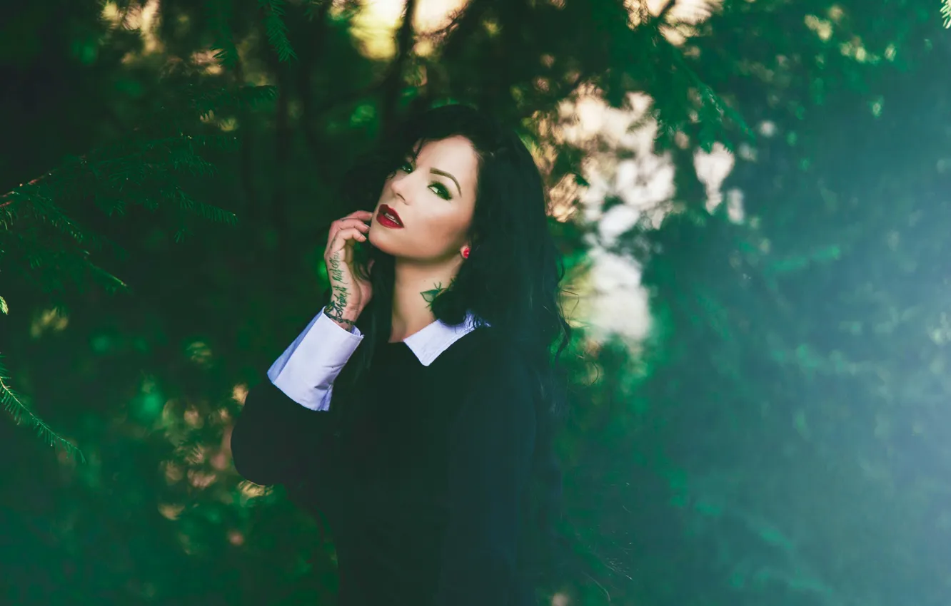 Photo wallpaper green, girl, view, beauty, face, hair, portrait, Natalie