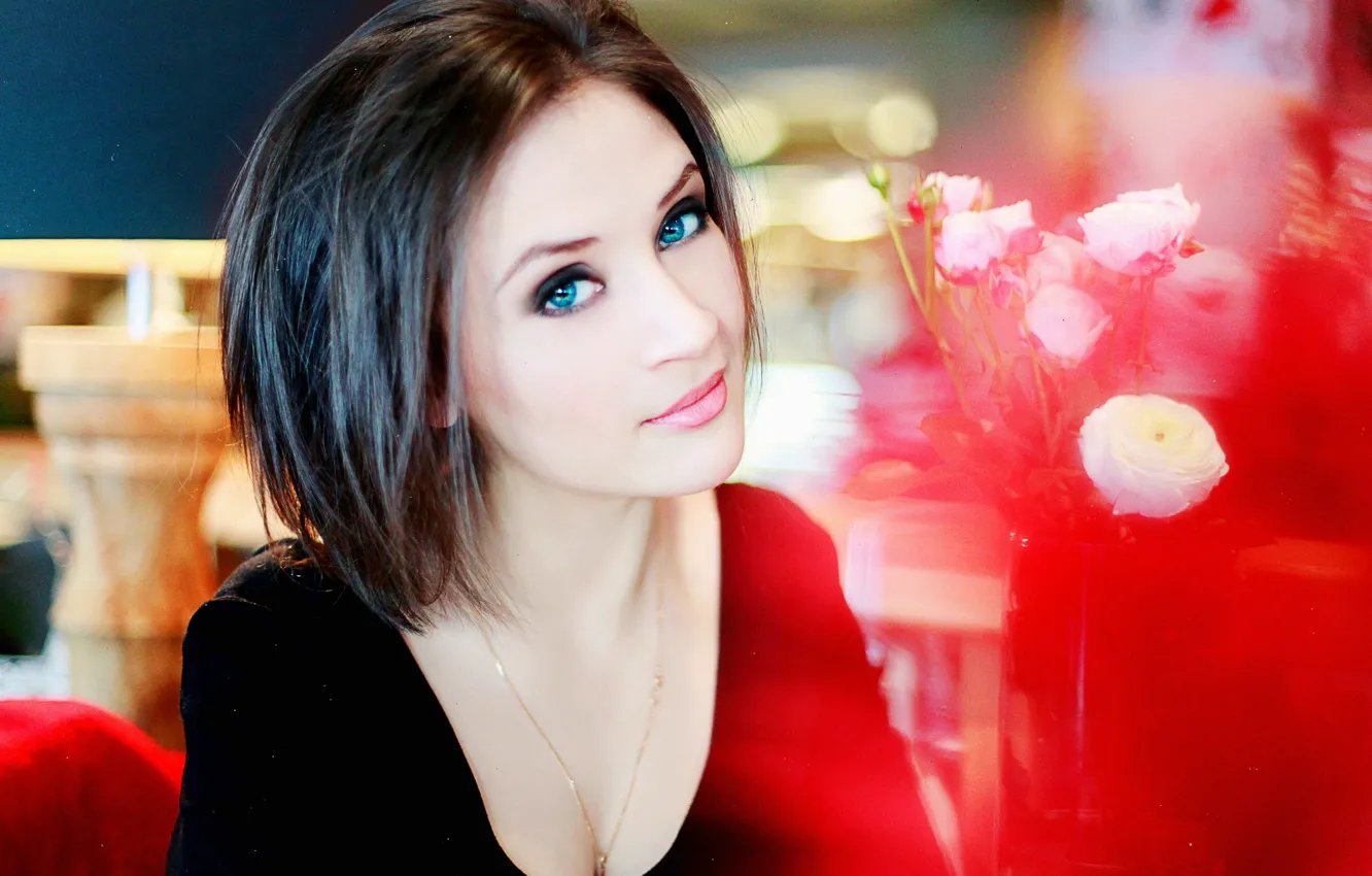 Photo wallpaper girl, photo, smile, view, model, lips, hair, russian