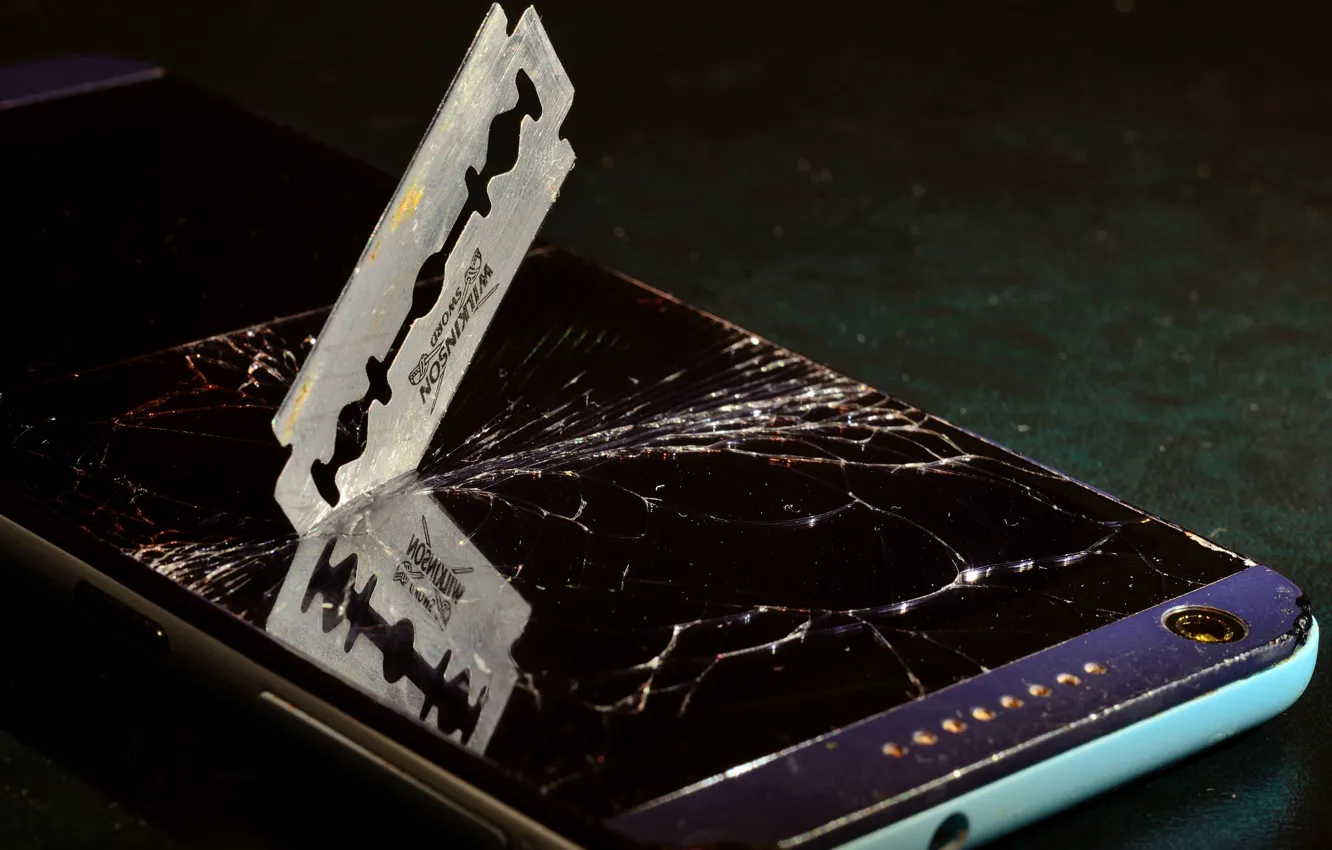 Photo wallpaper glass, cracked, the dark background, blade, phone, screen, broken glass, broken