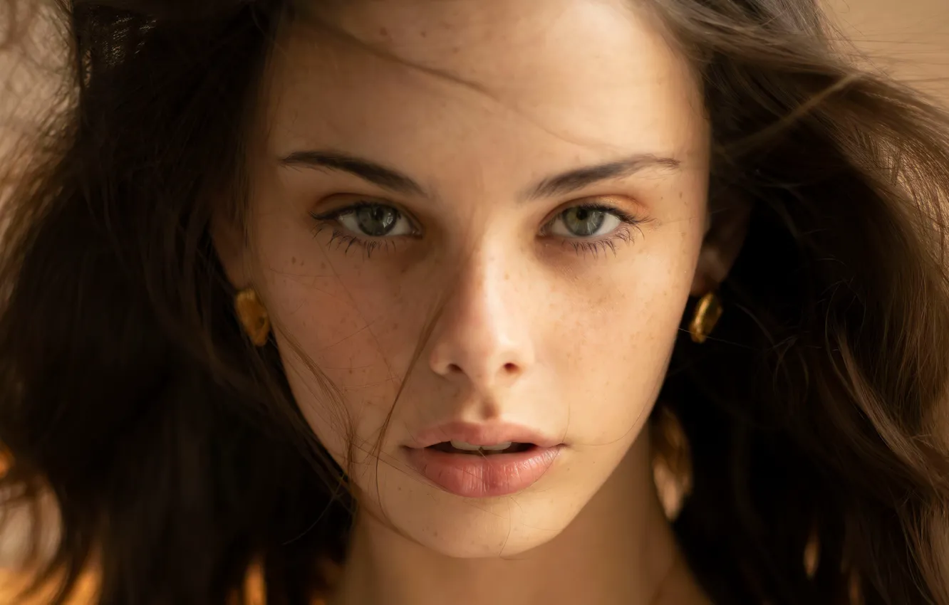 Photo wallpaper girl, model, lips, face, look, Meika Woollard
