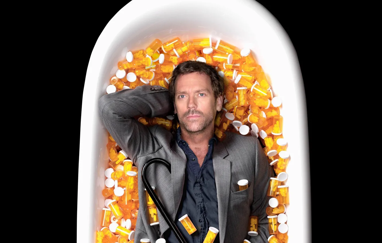 Photo wallpaper House M.D., Hugh Laurie, pills, bathroom, Hugh Laurie