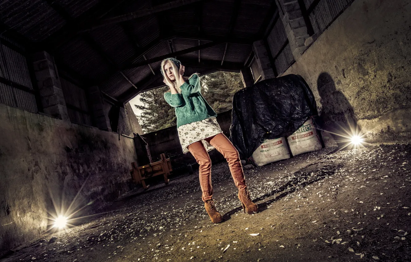 Photo wallpaper girl, background, yard