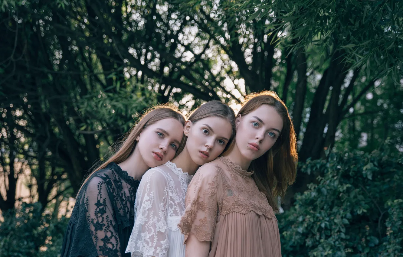 Photo wallpaper girl, three girls, Olga Antonova
