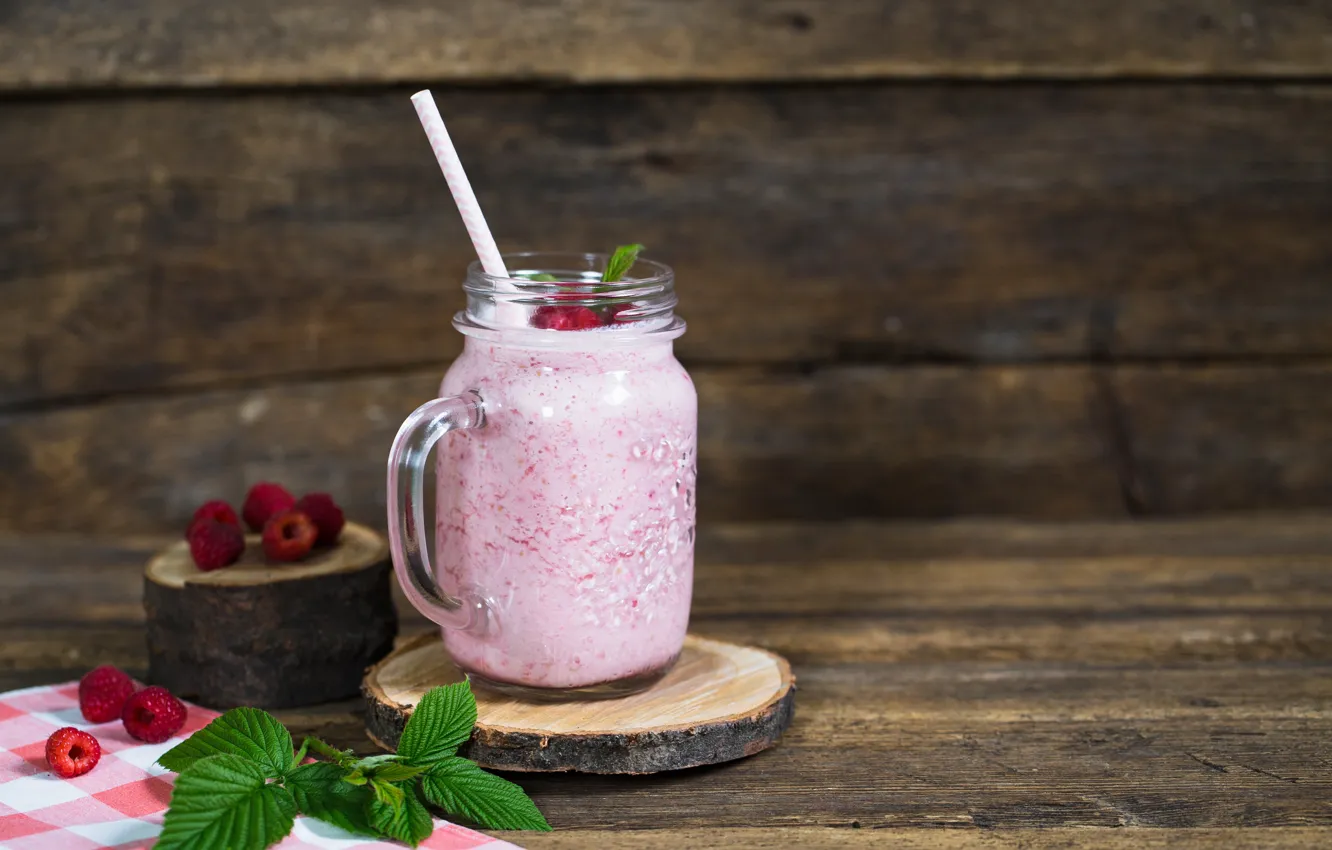 Photo wallpaper berries, raspberry, juice, Bank, tube, smoothies