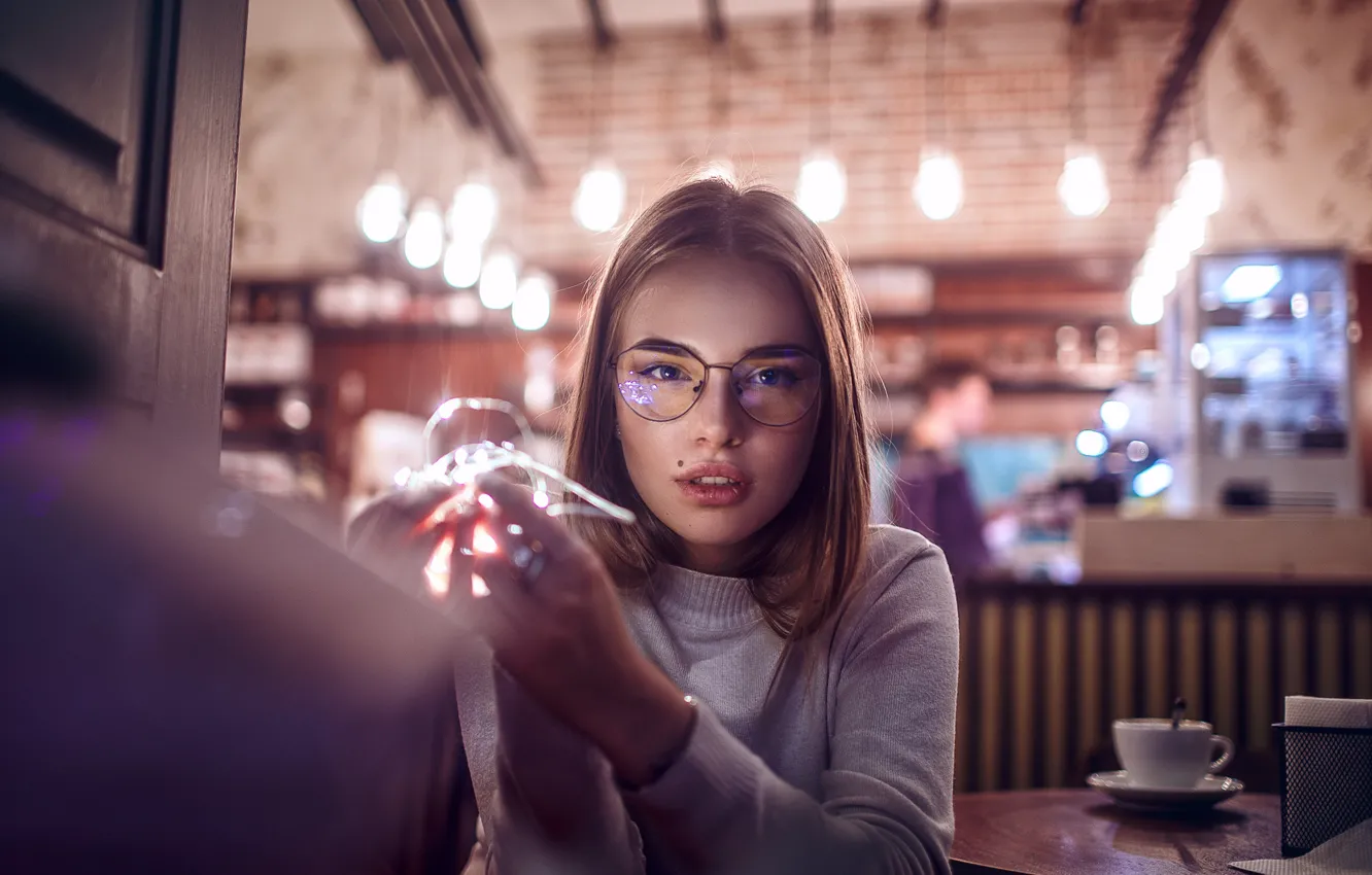 Photo wallpaper look, girl, lights, model, glasses, Sergey Sorokin, Luba Ivanova