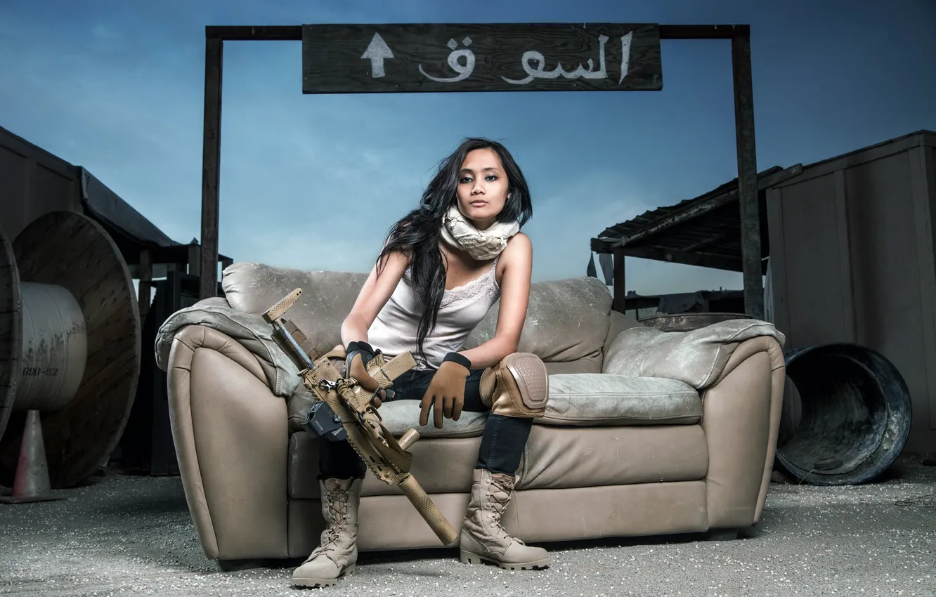 Photo wallpaper girl, weapons, machine