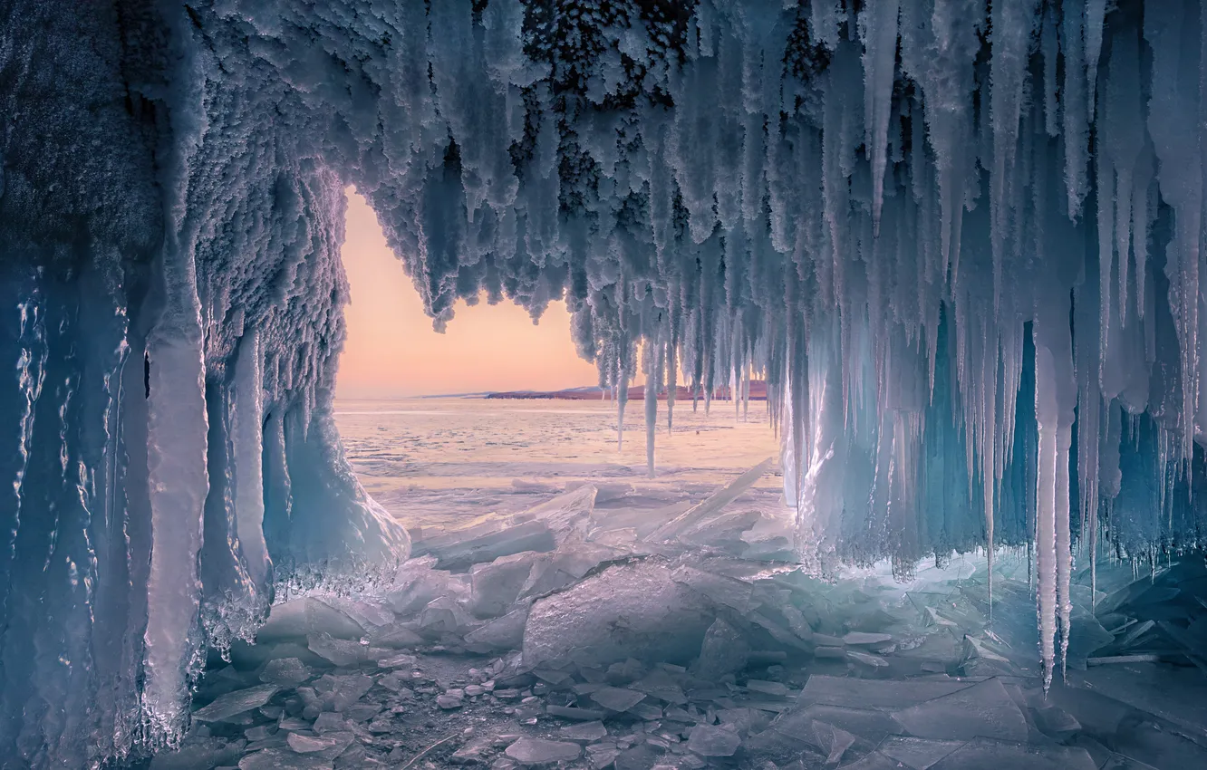 Photo wallpaper Baikal, Valery Shcherbina, ice grotto