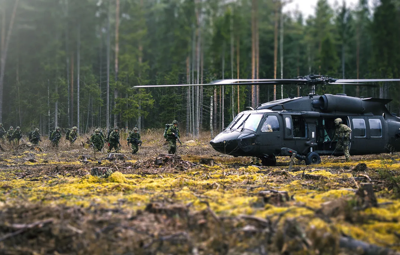 Photo wallpaper forest, helicopter, soldiers