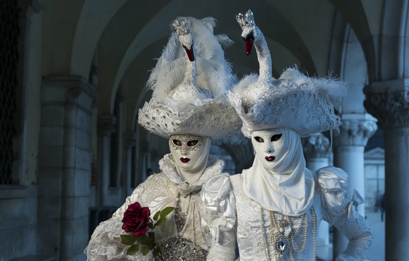 Photo wallpaper Venice, mask, hats, costumes