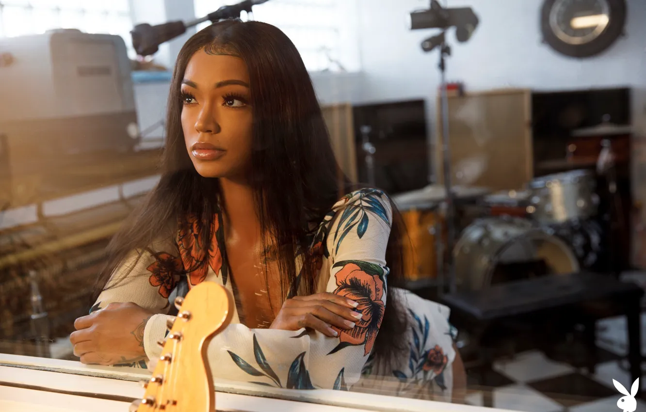 Photo wallpaper glass, pose, model, portrait, playboy, makeup, dress, brunette