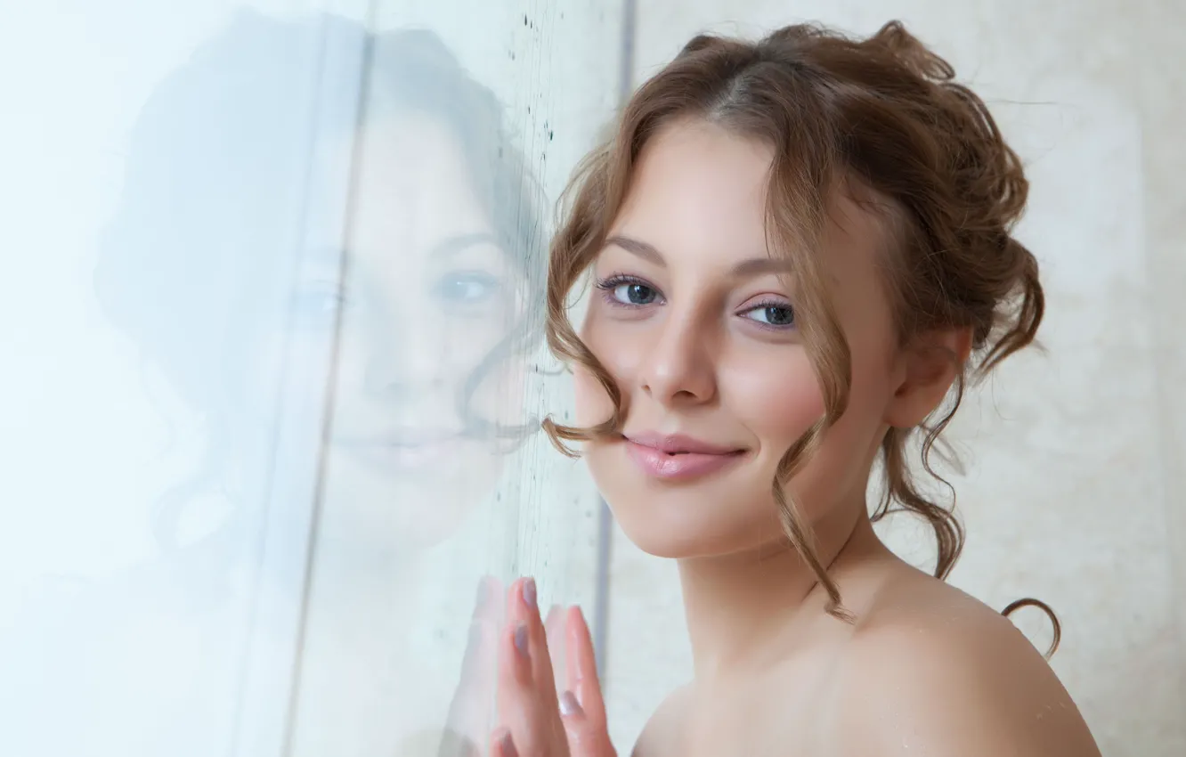 Photo wallpaper look, smile, reflection, model, cutie, curls, Nikia A, Nikia