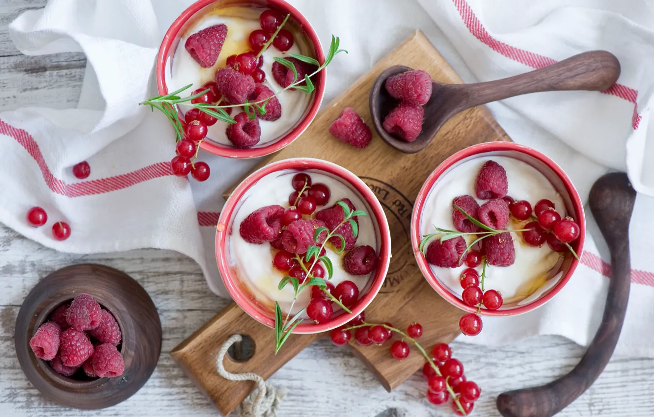 Photo wallpaper berries, raspberry, yogurt, red currant