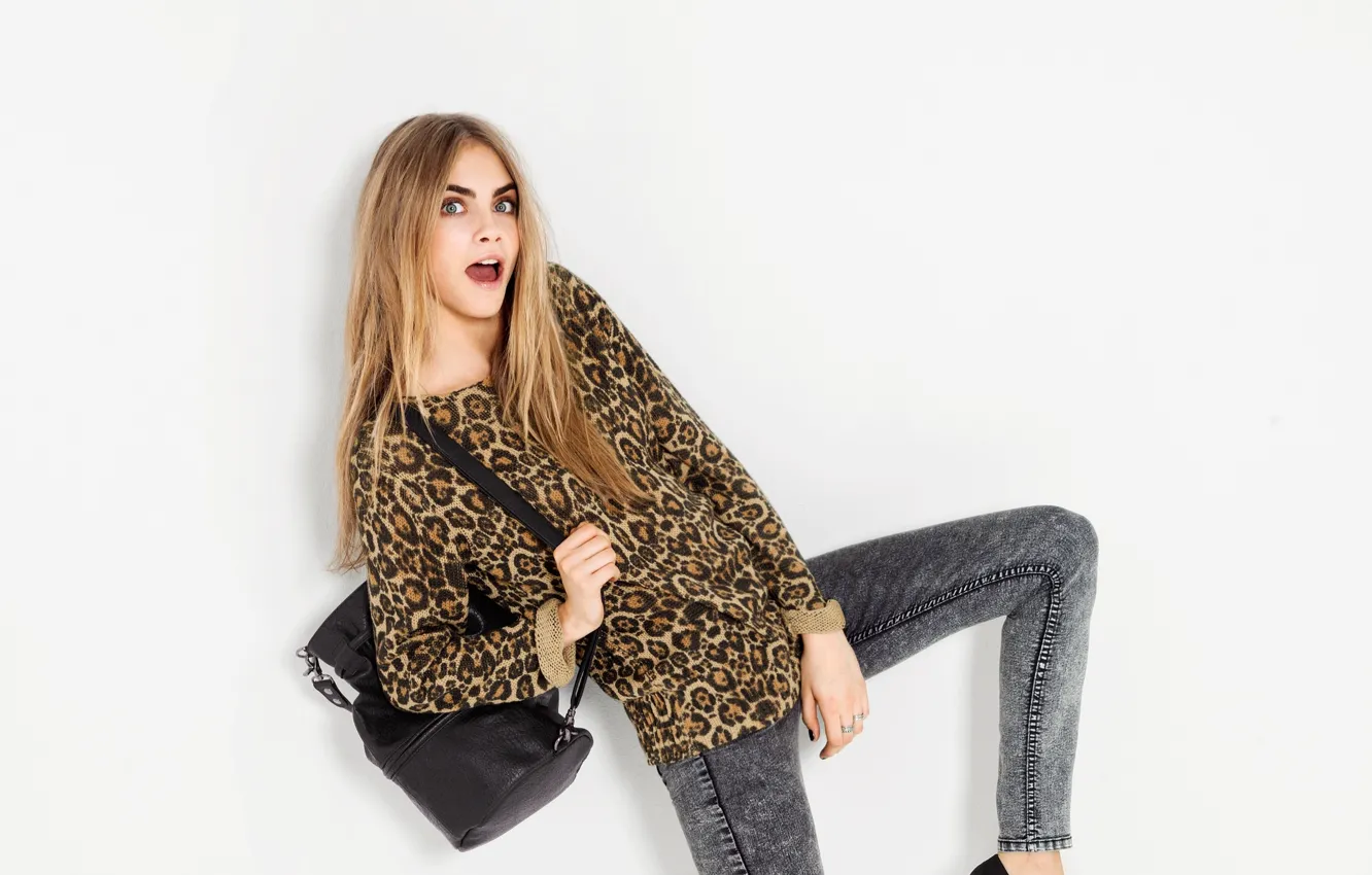 Photo wallpaper pose, model, Cara Delevingne