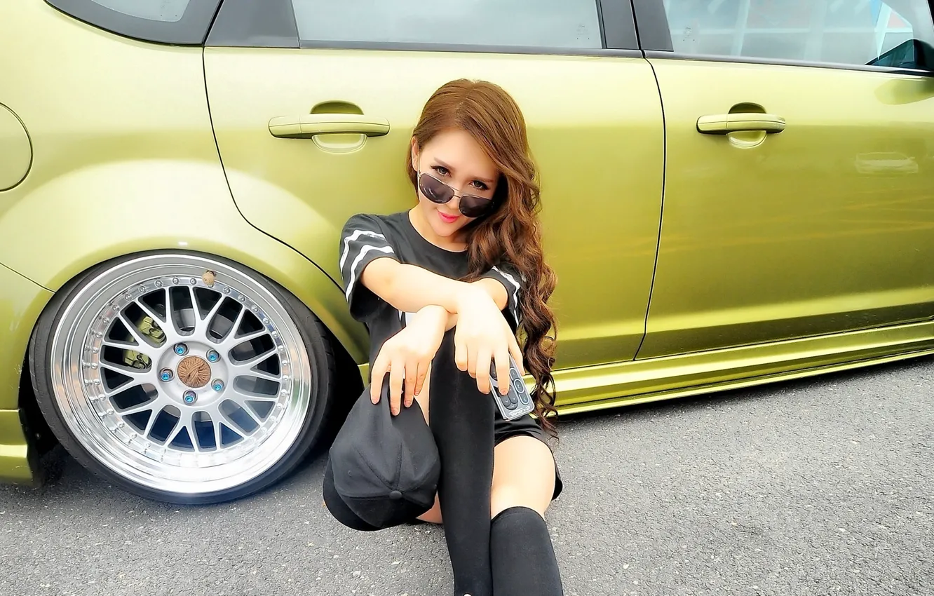 Photo wallpaper auto, look, Ford, Girls, glasses, Asian, beautiful girl, posing on the car