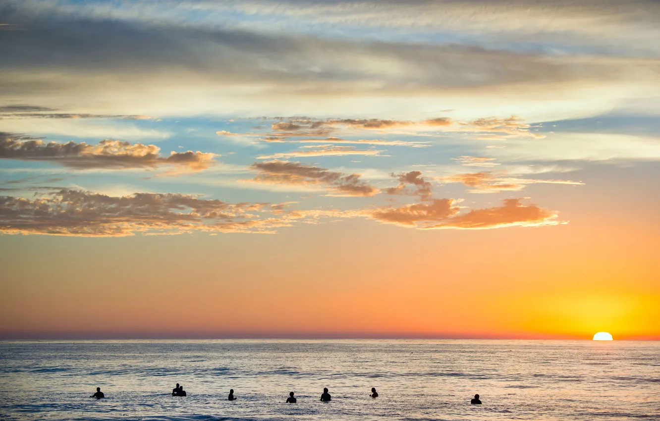 Photo wallpaper sea, sunset, people