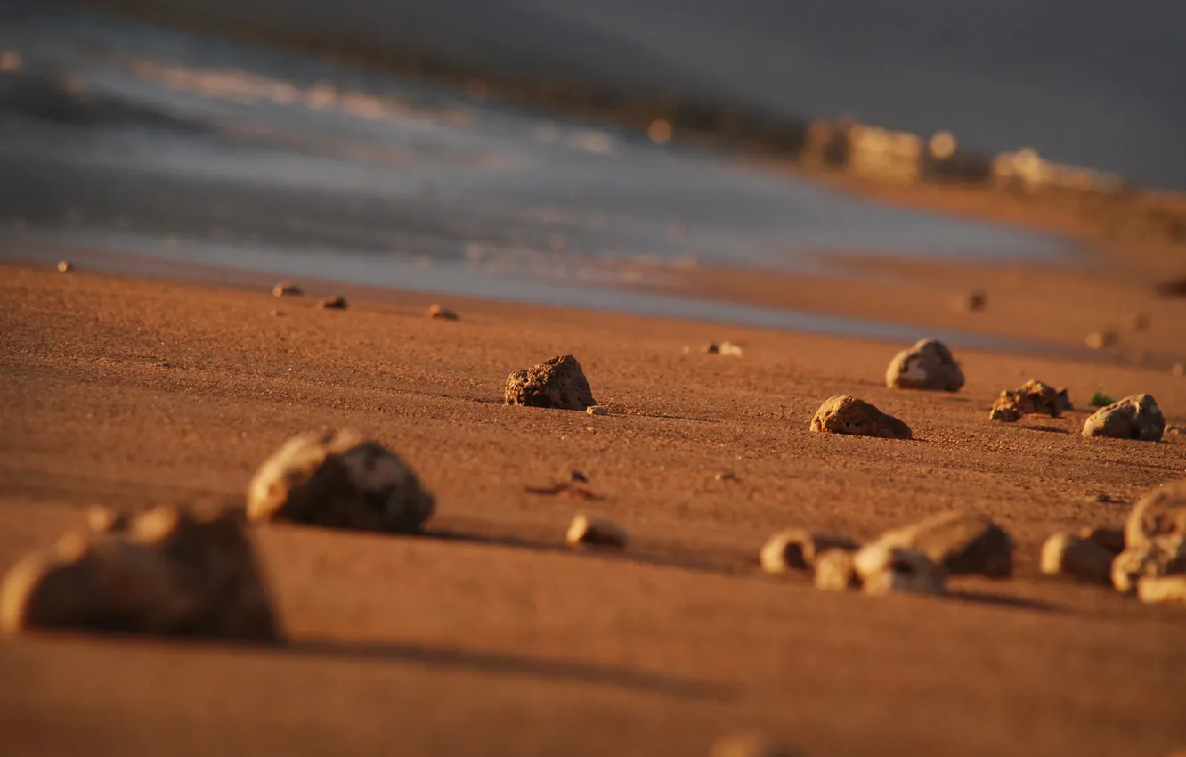 Photo wallpaper sand, water, macro, stones, shore, coast, stone, focus