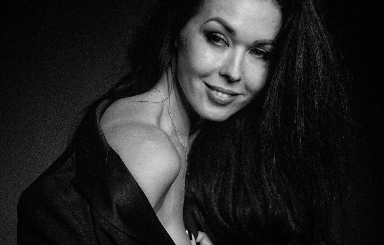 Photo wallpaper portrait, black and white, Lina, Evgeny Balezin