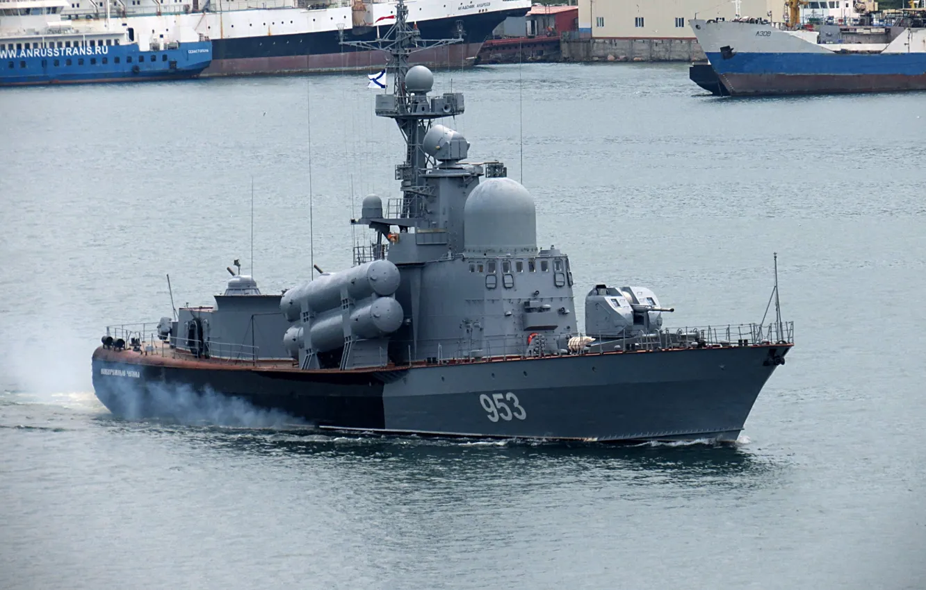 Photo wallpaper boat, rocket, Naberezhnye Chelny