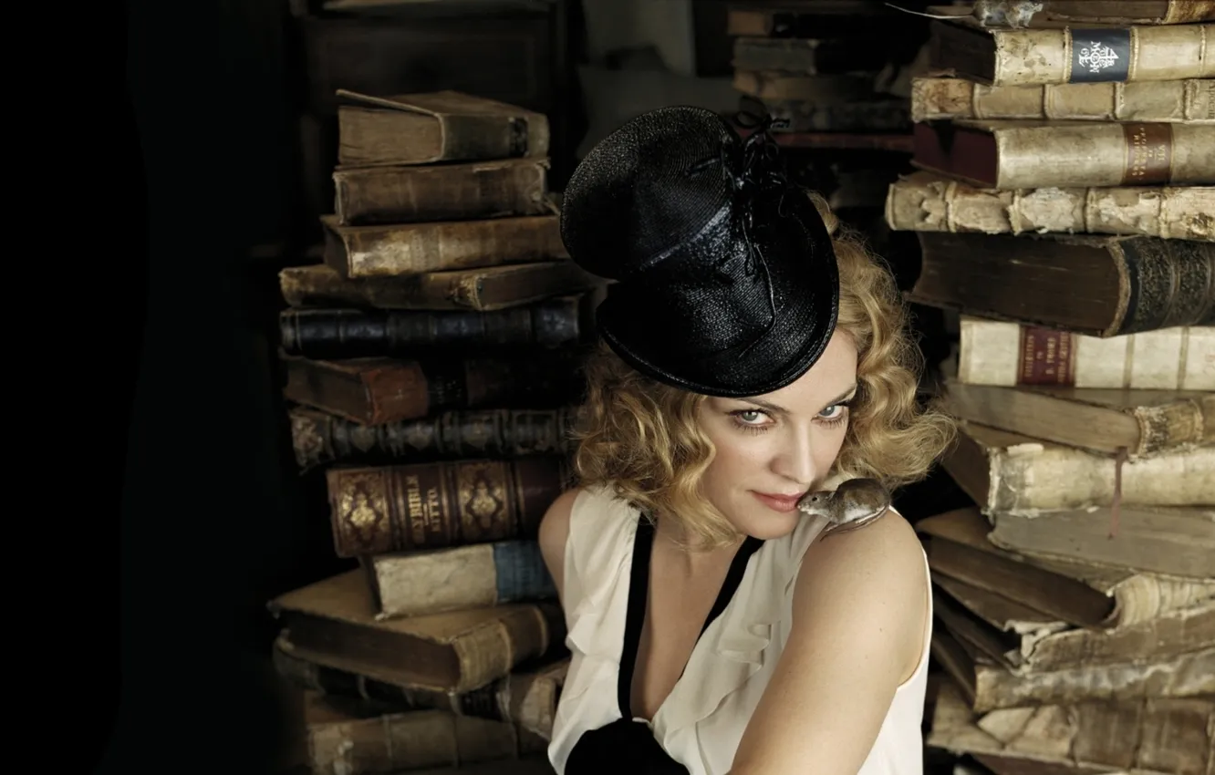 Photo wallpaper look, face, background, books, hat, mouse, actress, singer