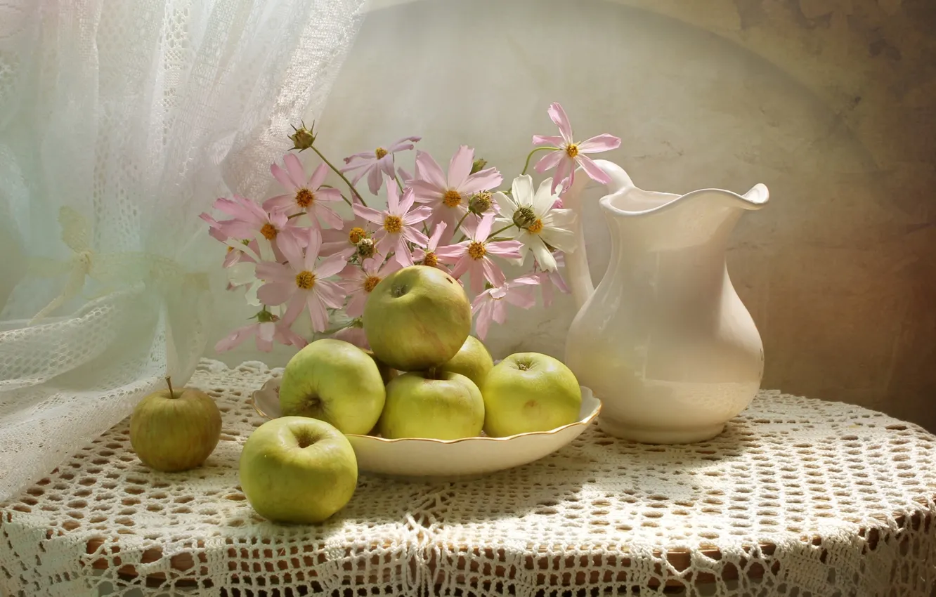 Photo wallpaper apples, pitcher, kosmeya