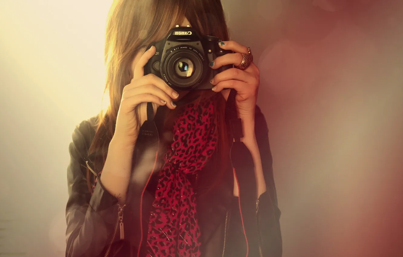 Photo wallpaper girl, ring, camera, the camera, lens, canon, bangs