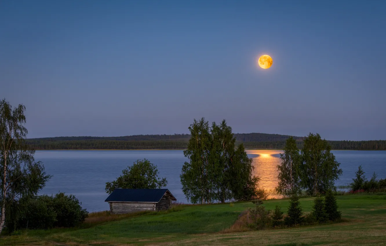 Photo wallpaper lake, the moon, the evening, Finland