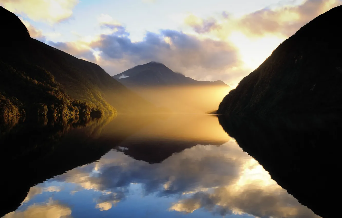 Photo wallpaper clouds, mountains, fog, lake, new Zealand
