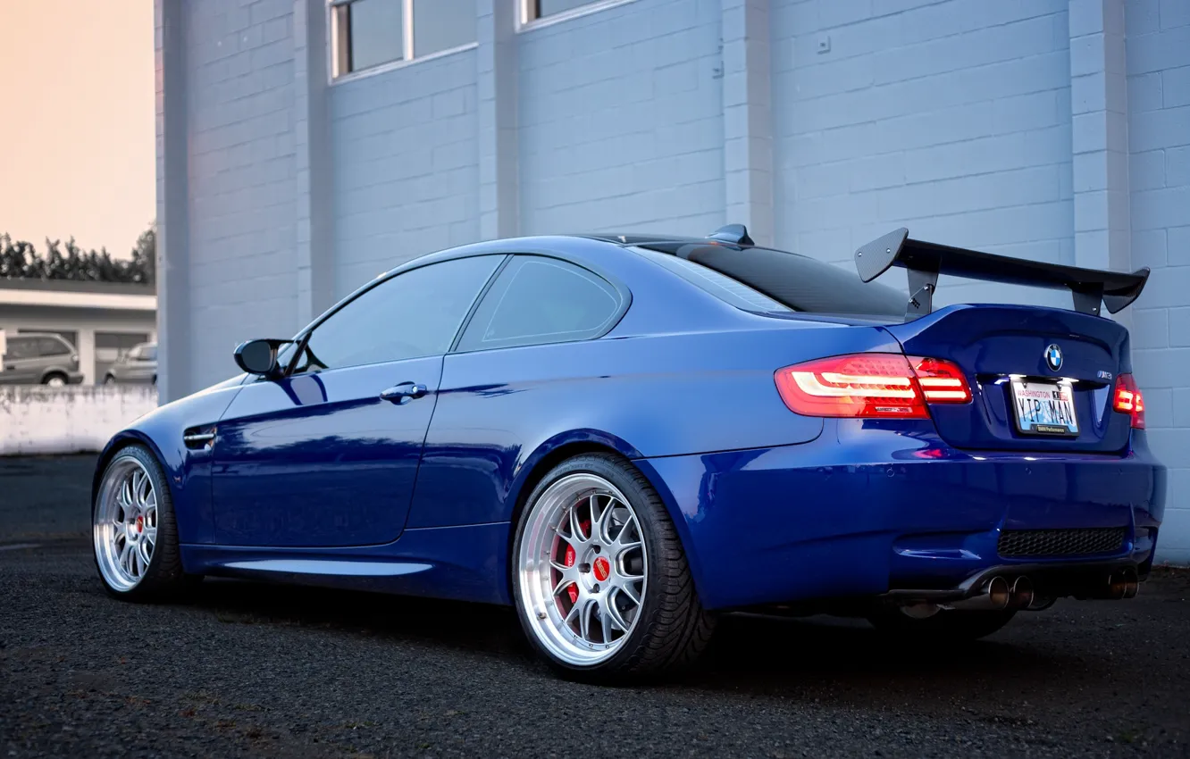 Photo wallpaper the building, bmw, BMW, drives, blue, headlights, e92, wing