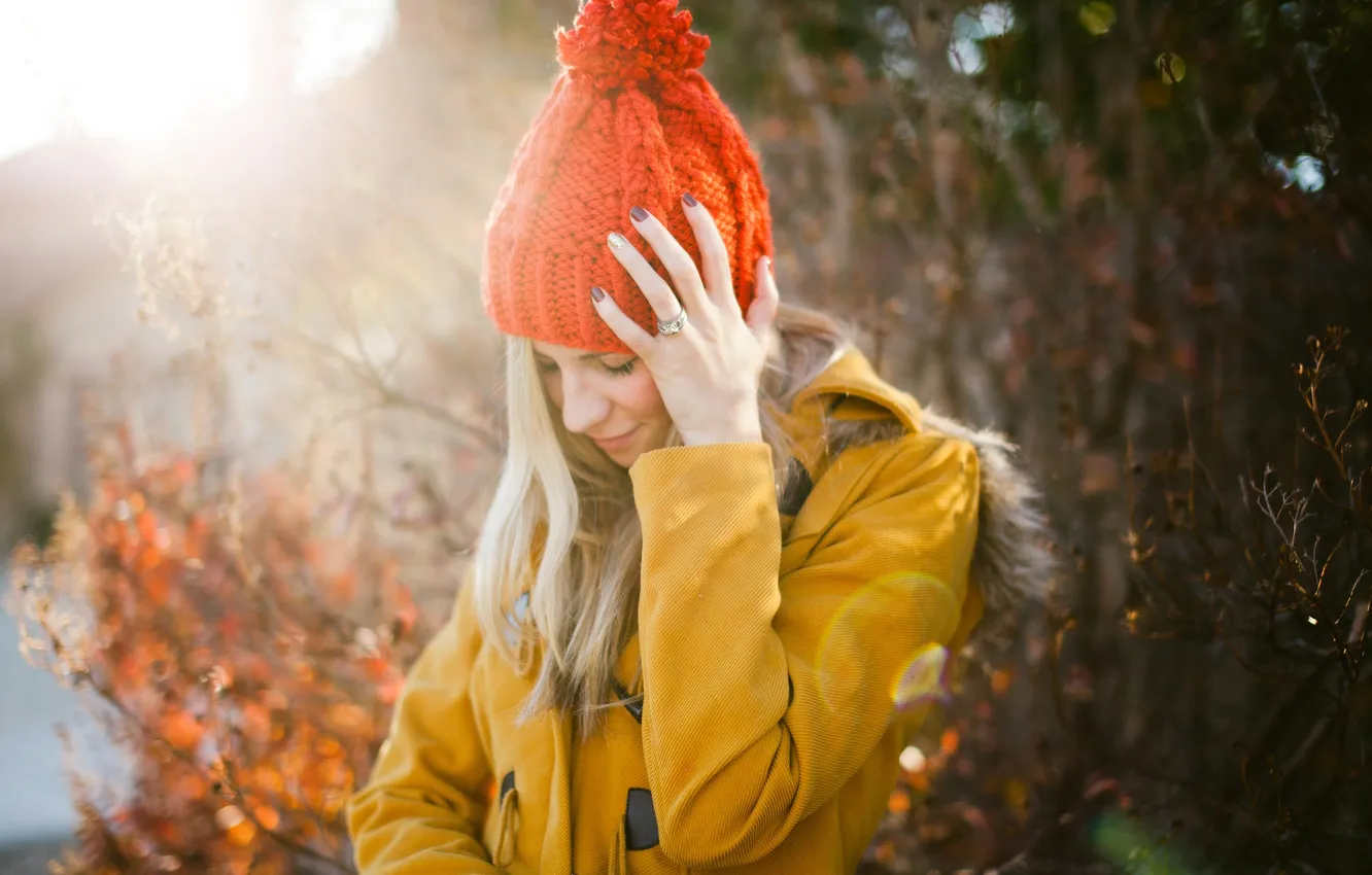 Photo wallpaper girl, hat, hands, ring, blonde, coat