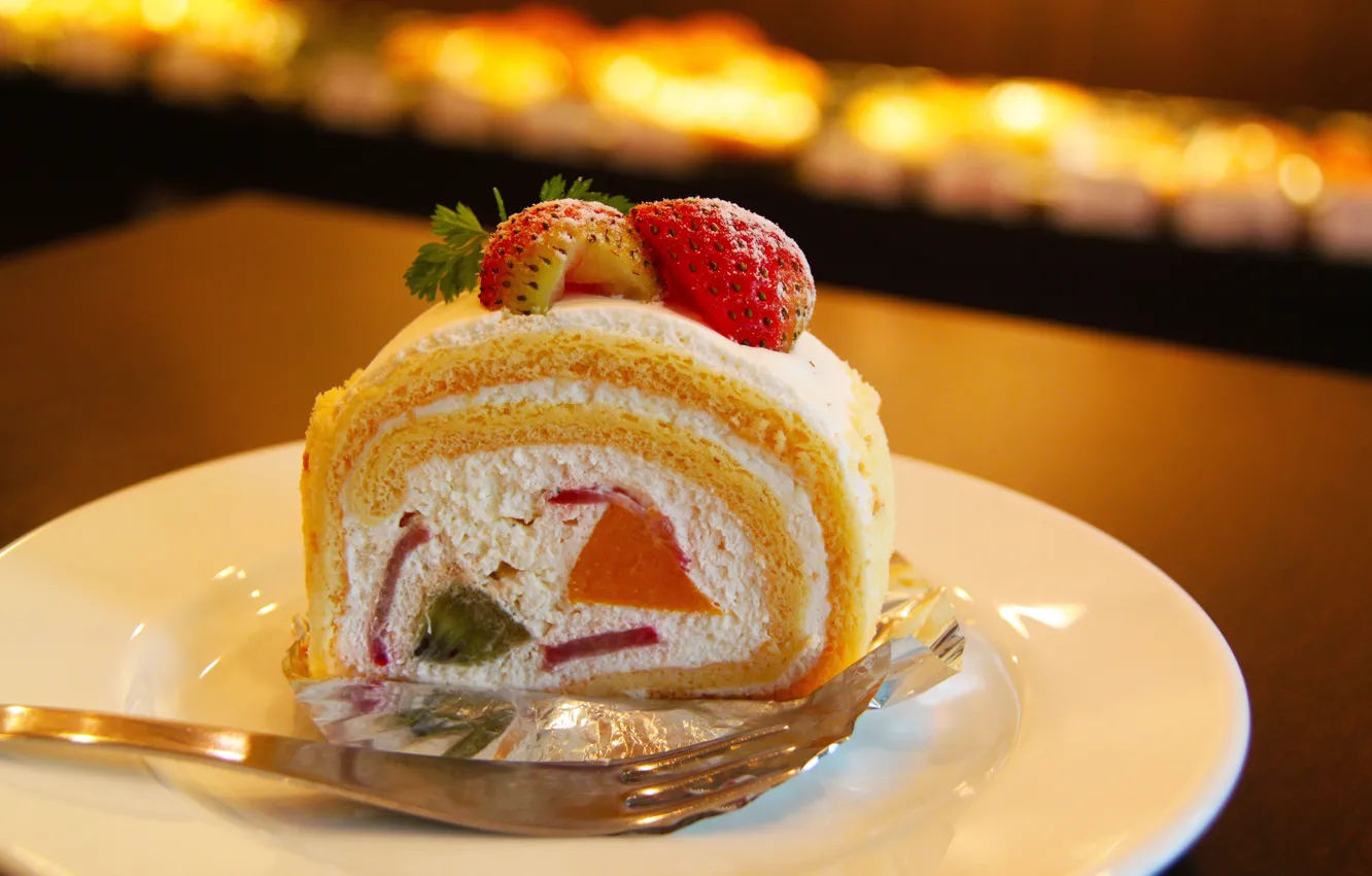 Photo wallpaper strawberry, dessert, roll