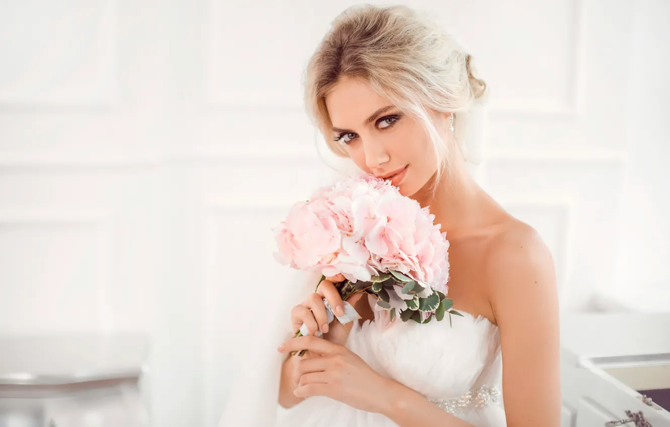Photo wallpaper look, flowers, bouquet, makeup, dress, hairstyle, blonde, beauty