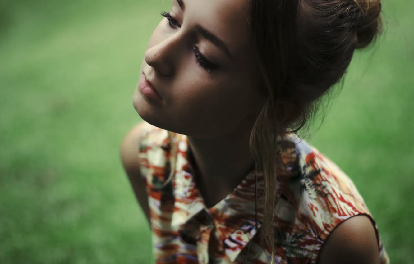 Photo wallpaper girl, portrait, brown hair