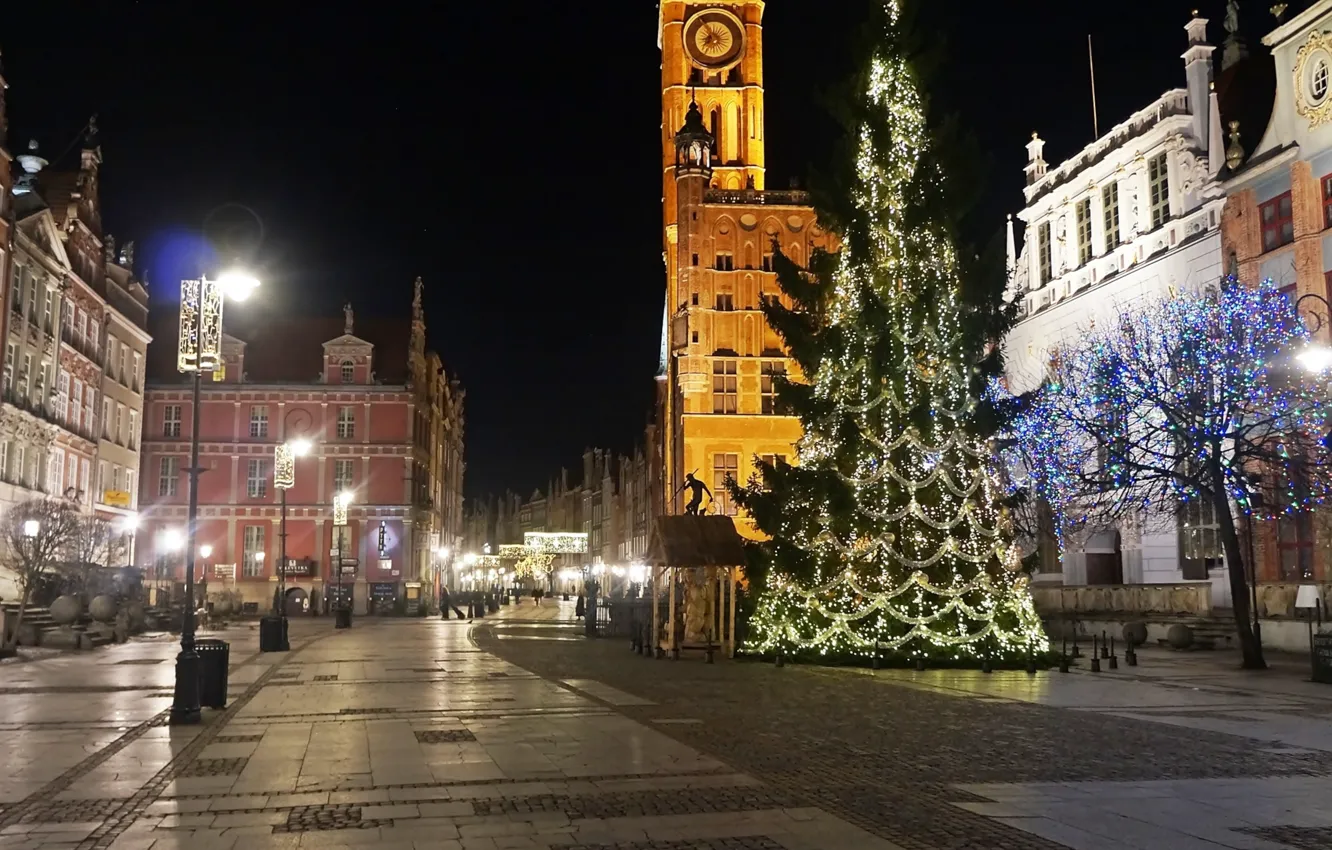 Photo wallpaper dark, night, street, building, Gdansk